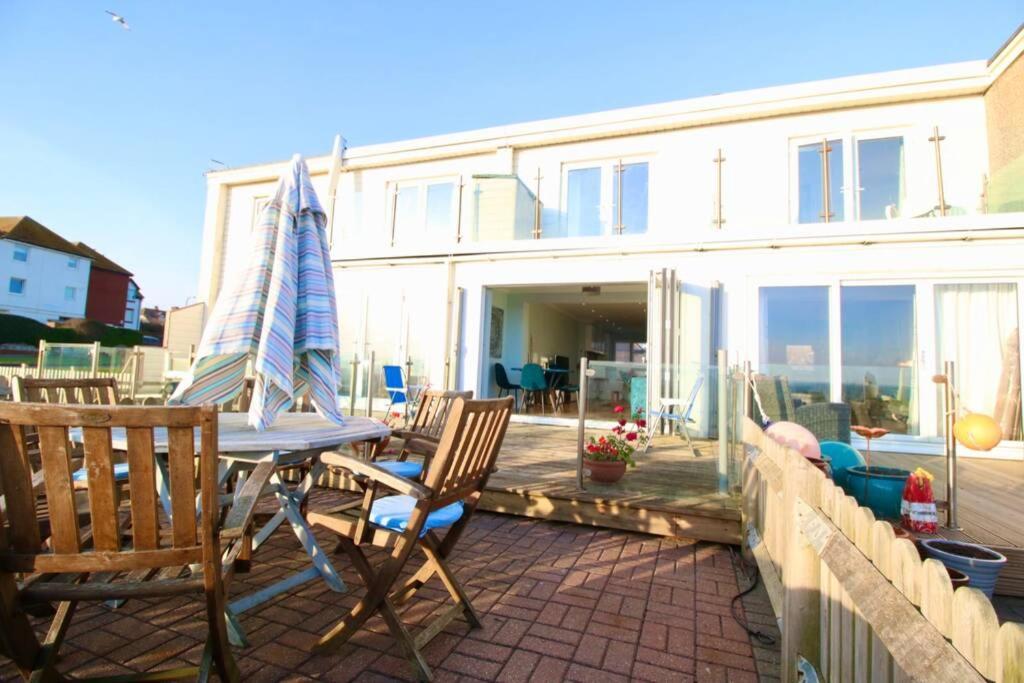 Serenity "Your Calm Seafront Retreat" By Air Premier Seaford Exterior foto